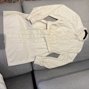 Aritzia Wilfred dress size M.  Color cream 35$